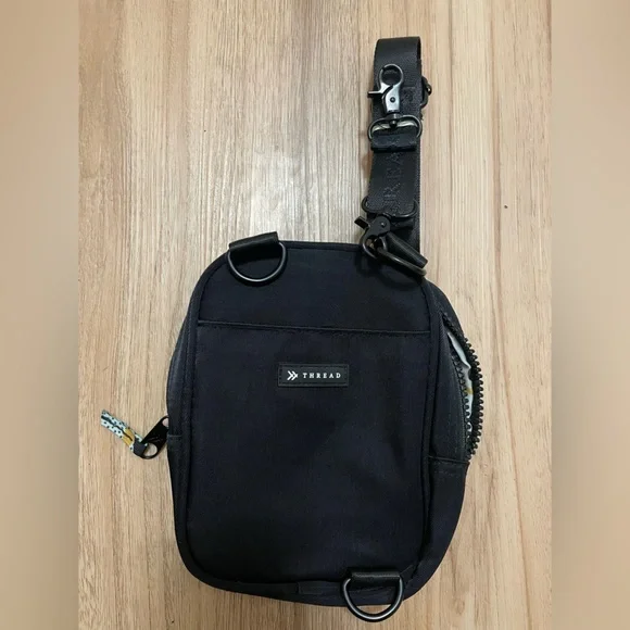 Thread Wallets Black Crossbody Bag with Geometric Pattern Lining - Picture 4 of 4